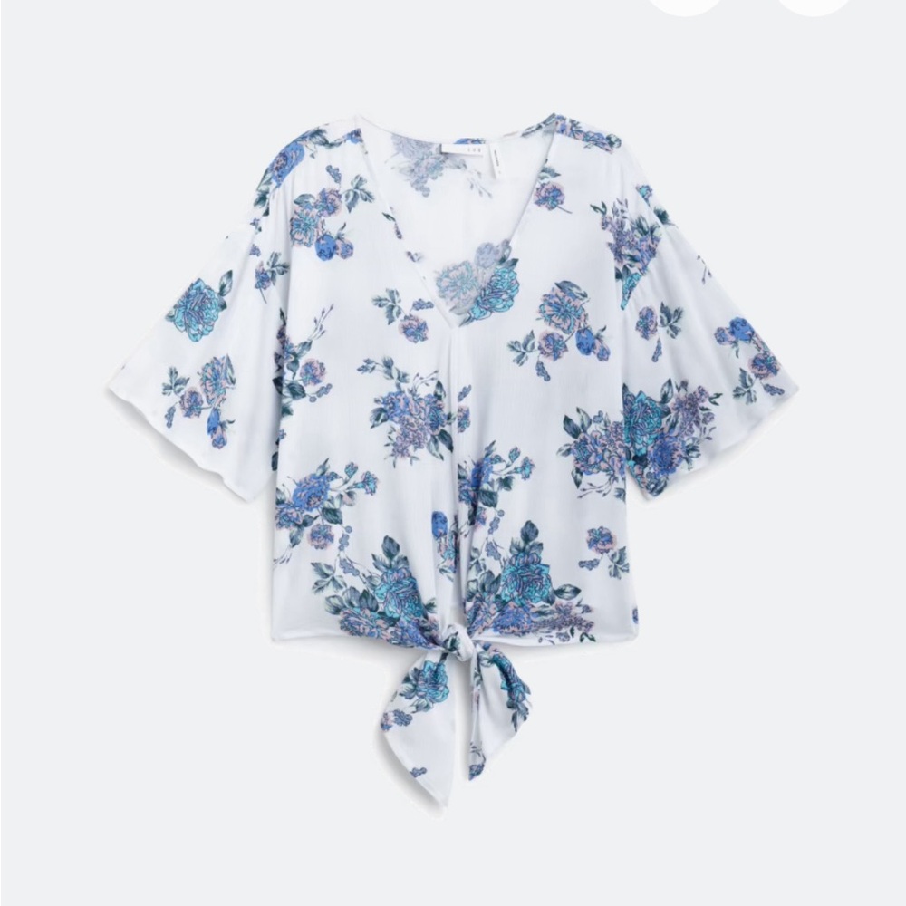 LUQ Rhee Tie Front Top